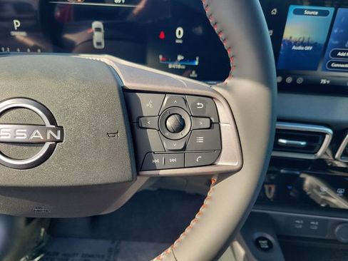 New 2026 Nissan Sentra SR w/ Floor Mat Package FWD image 21