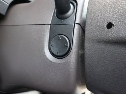 Used 2020 Ford Expedition Limited image 20