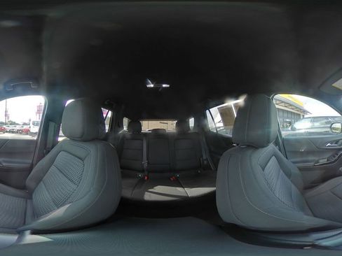 Used 2025 Chevrolet Equinox LT FWD image 43