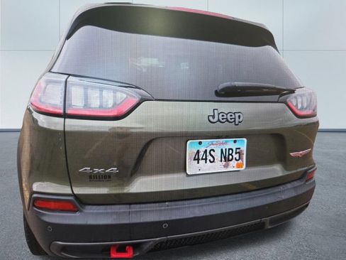 Used 2020 Jeep Cherokee Trailhawk w/ Cold Weather Group AWD/4WD image 7