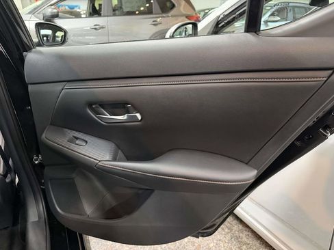 Used 2023 Nissan Sentra SR w/ SR Premium Package FWD image 24
