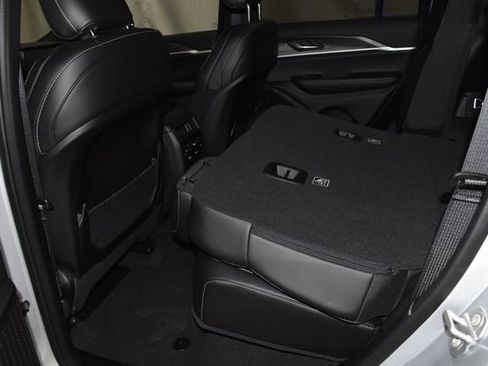 New 2025 Jeep Grand Cherokee Limited image 29