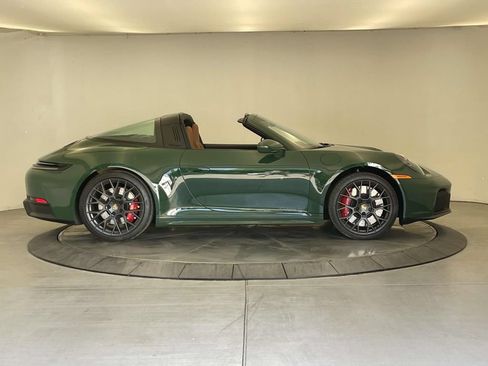 Used 2026 Porsche 911 Targa 4 GTS AWD/4WD image 8