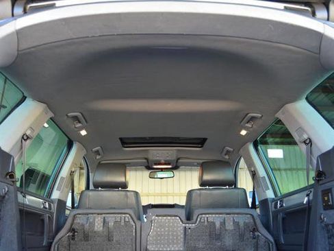 Used 2009 Volkswagen Touareg VR6 image 26