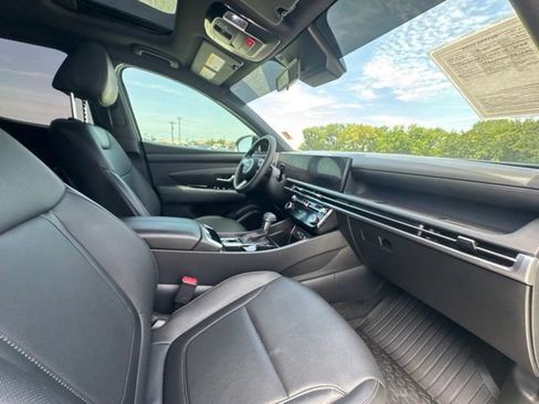 Used 2025 Hyundai Santa Cruz SEL FWD image 18