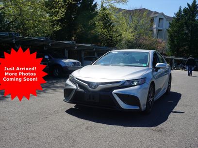 Used 2023 Toyota Camry SE