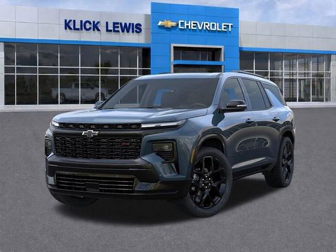 New 2026 Chevrolet Traverse RS w/ LPO, Floor Liner Package AWD/4WD image 6