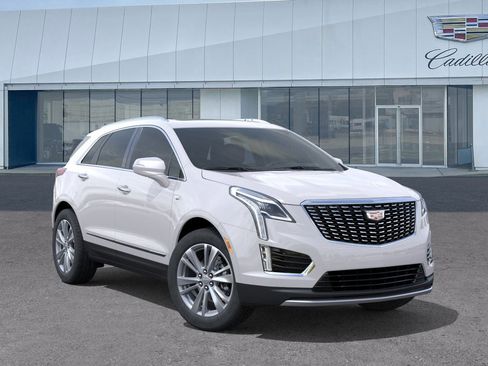 New 2025 Cadillac XT5 Premium Luxury w/ LPO, Floor Liner Package image 7