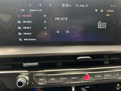 Used 2025 Kia Telluride S image 28