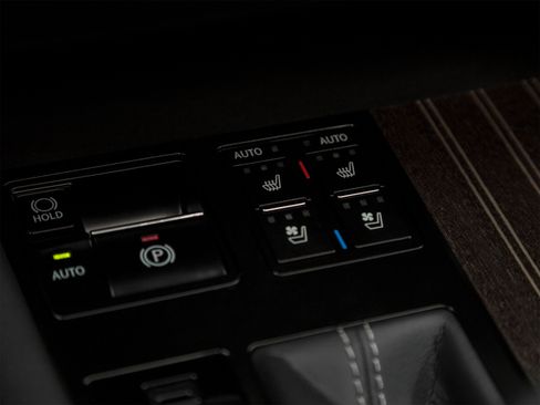 Used 2018 Lexus RX 450h AWD w/ Premium Package image 52