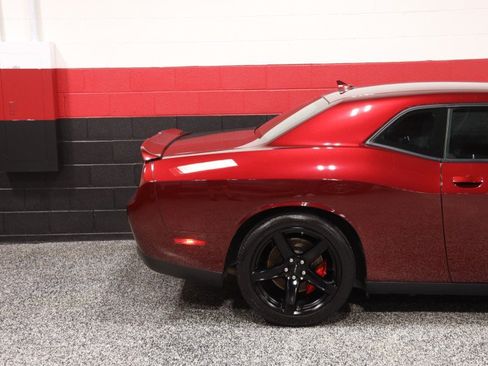 Used 2018 Dodge Challenger SRT w/ Technology Group RWD image 5