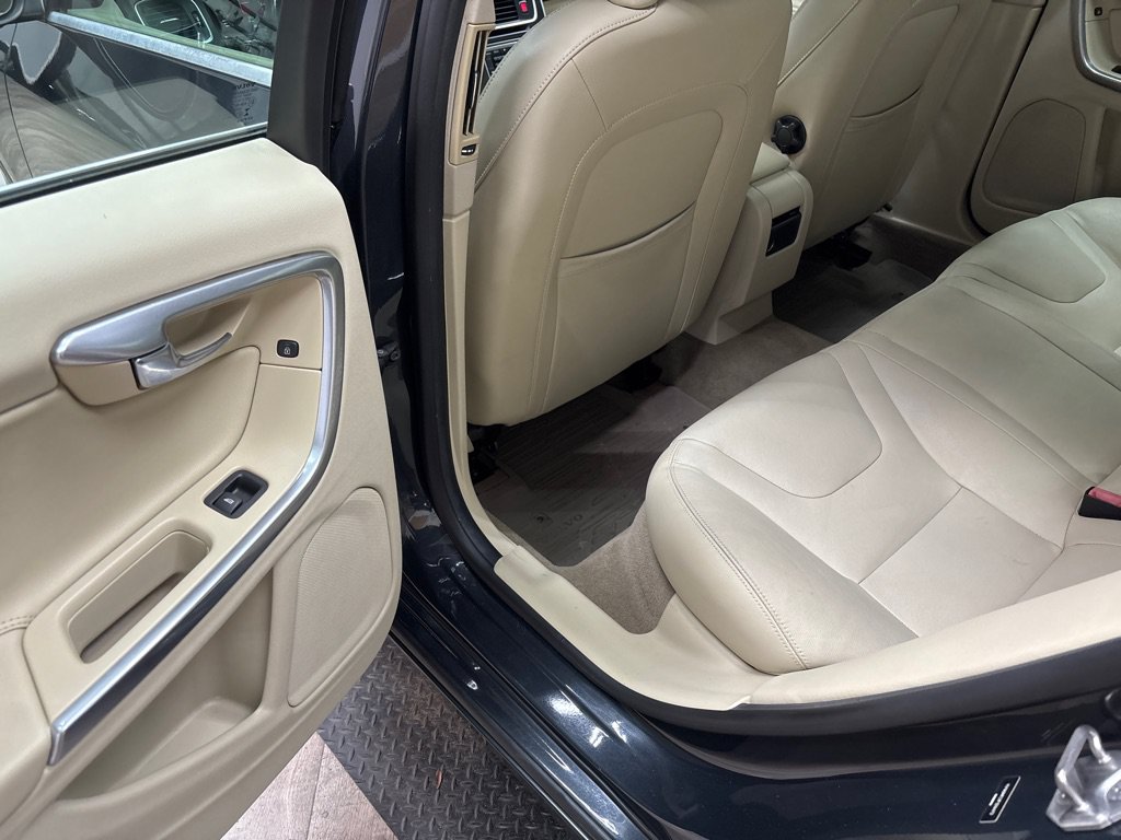 Used 2015 Volvo S60 T5 Premier Plus FWD image 28