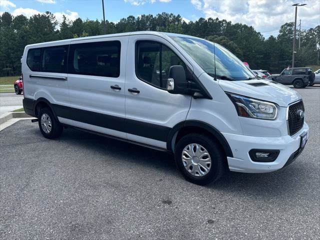 Used 2023 Ford Transit 350 XLT RWD image 3