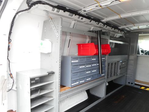 Used 2013 GMC Savana 3500 w/ Power Package RWD image 18
