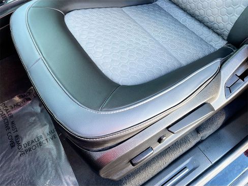 Used 2022 Chevrolet Colorado Z71 image 18