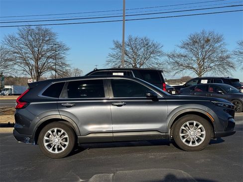 Used 2024 Honda CR-V EX image 2