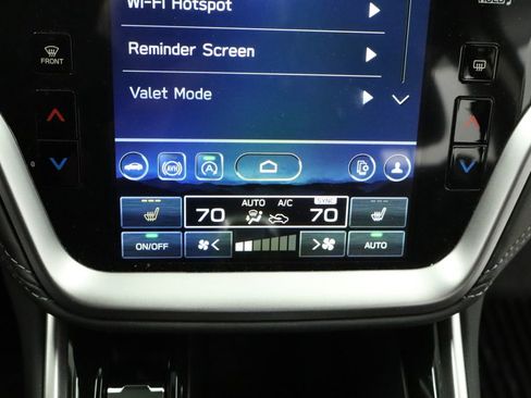 Used 2025 Subaru Outback Premium image 42