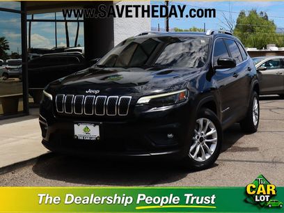 Used 2019 Jeep Cherokee Latitude w/ Popular Appearance Group