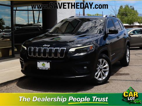 Used 2019 Jeep Cherokee Latitude w/ Popular Appearance Group FWD image 1