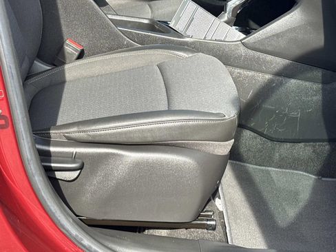 Used 2024 Buick Encore GX Preferred FWD image 12