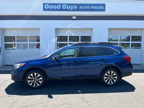 Used 2016 Subaru Outback 3.6R Limited AWD/4WD image 1