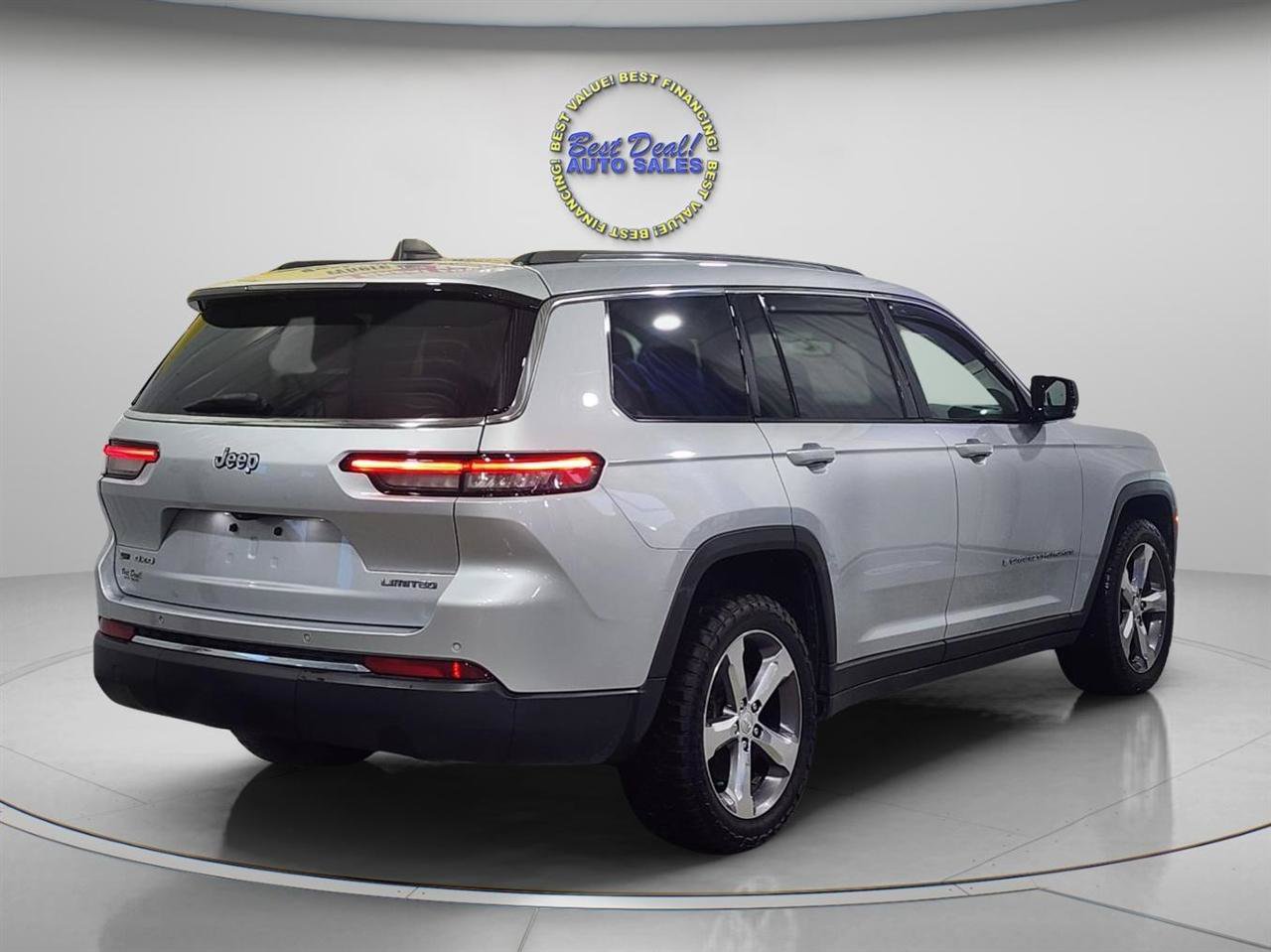 Used 2021 Jeep Grand Cherokee L Limited w/ Trailer Tow Group (B) AWD/4WD image 6