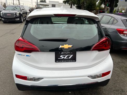 Used 2020 Chevrolet Bolt LT image 10