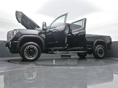 New 2025 GMC Sierra 2500 Denali w/ Denali Reserve Package image 59