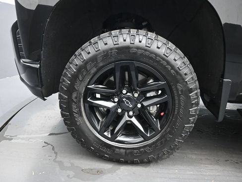 Used 2021 Chevrolet Silverado 1500 Custom Trail Boss AWD/4WD image 48