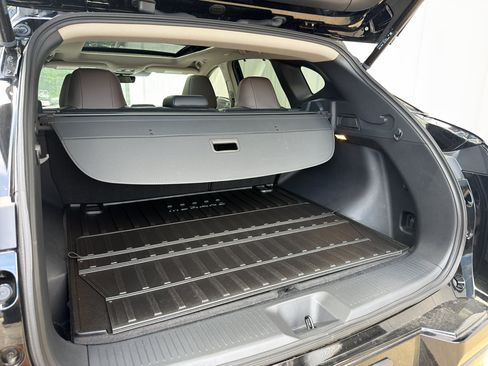 Certified 2026 Nissan Murano Platinum w/ Cargo Package AWD/4WD image 23