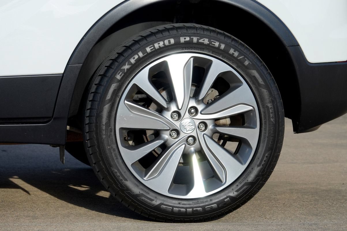 Used 2019 Buick Encore Preferred FWD image 26
