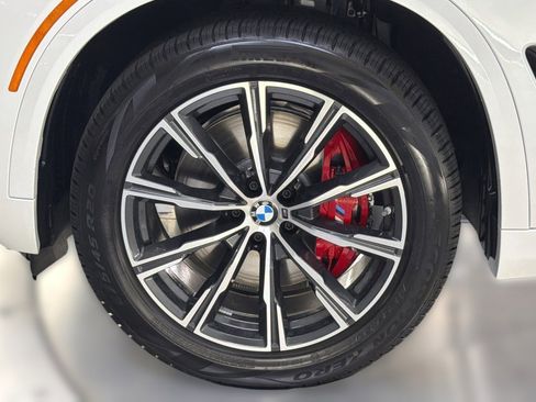 New 2026 BMW X5 sDrive40i w/ M Sport Package image 11