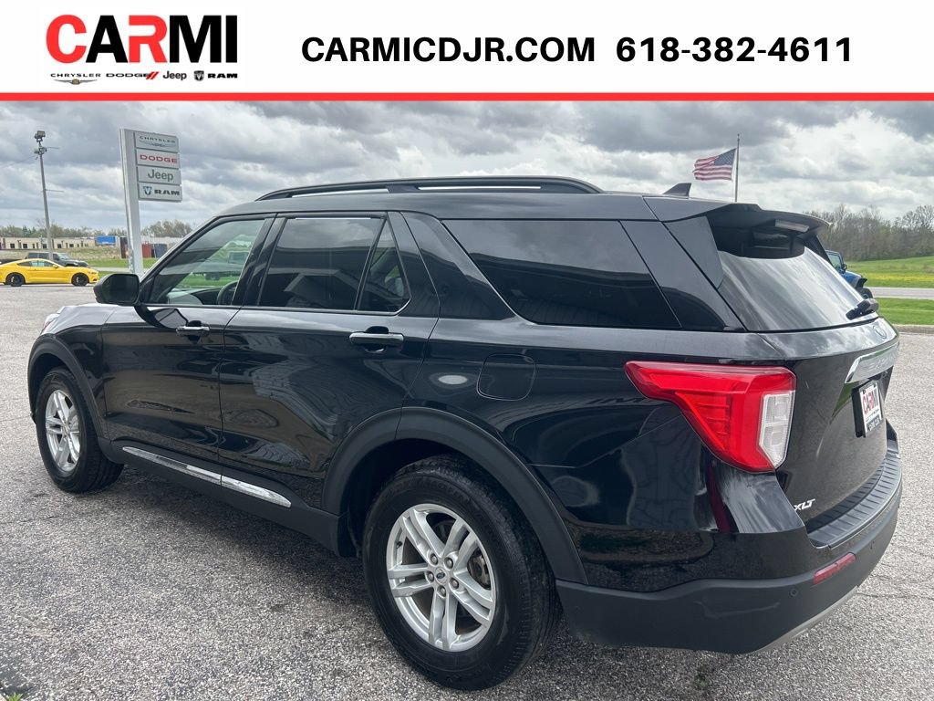 Used 2023 Ford Explorer XLT w/ Equipment Group 202A RWD image 4
