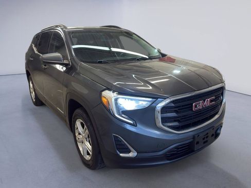 Used 2018 GMC Terrain SLE w/ Driver Convenience Package image 1