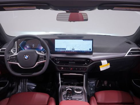 Used 2025 BMW 430i Convertible w/ Convenience Package image 13