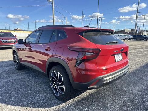 New 2026 Chevrolet Trax RS w/ Driver Confidence Package image 5