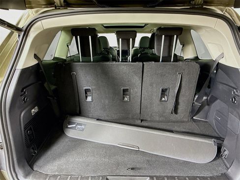 Used 2022 Subaru Ascent Limited w/ Technology Package image 30