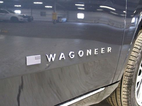 New 2025 Jeep Wagoneer L Series II image 48