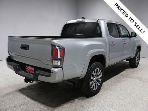 Used 2023 Toyota Tacoma Limited image 2