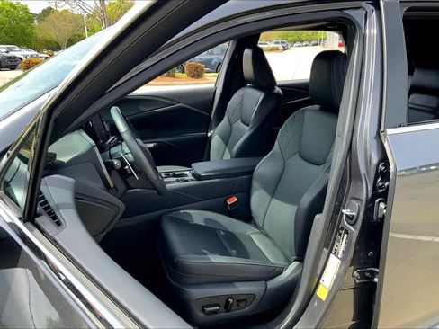 Used 2024 Lexus RX 350 Premium w/ Accessory Package (Z1) AWD/4WD image 8