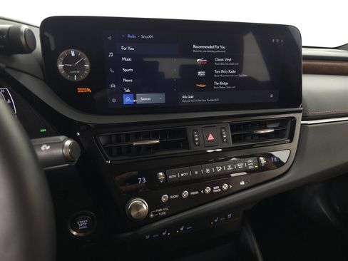 Used 2023 Lexus ES 350 w/ Premium Package image 20