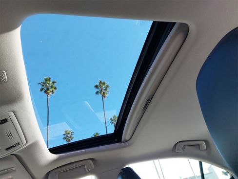 Used 2020 Lexus IS 300 300 image 29