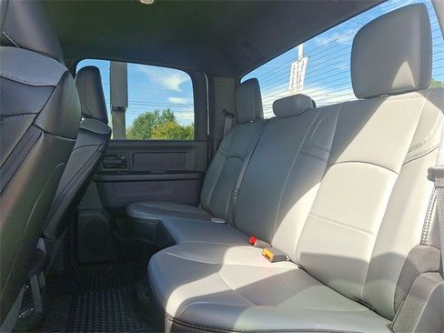 Used 2023 RAM 3500 Tradesman w/ Chrome Appearance Group image 10