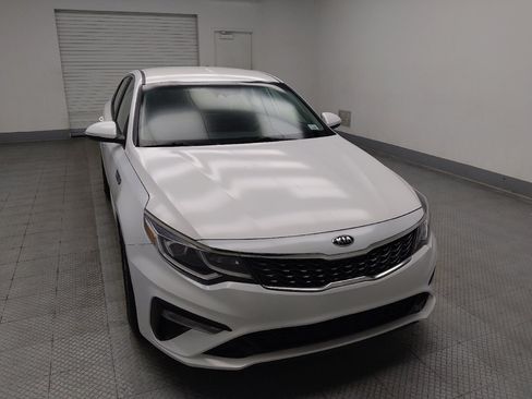 Used 2020 Kia Optima LX FWD image 14