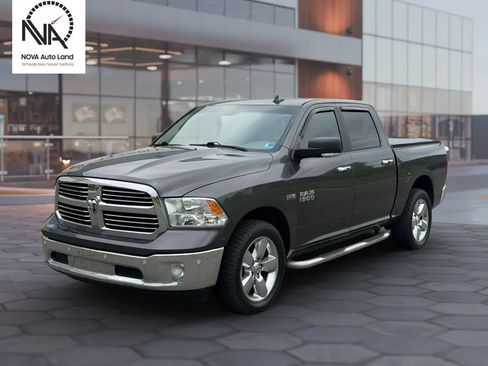 Used 2017 RAM 1500 Big Horn AWD/4WD image 4