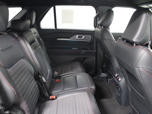 New 2026 Ford Explorer ST-Line image 30