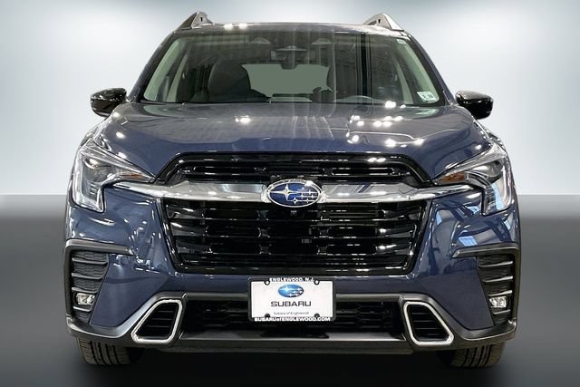 Used 2025 Subaru Ascent Touring AWD/4WD image 2