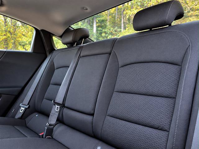Used 2022 Chevrolet Malibu LT FWD image 12