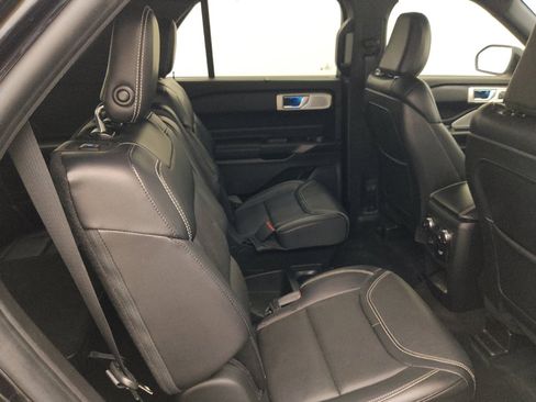 Used 2020 Ford Explorer ST w/ ST Street Pack image 19