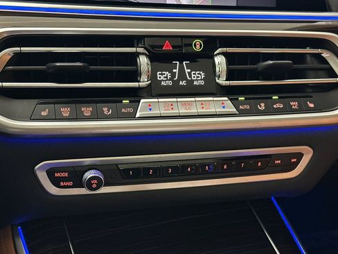 Used 2023 BMW X5 xDrive40i w/ Premium Package image 35